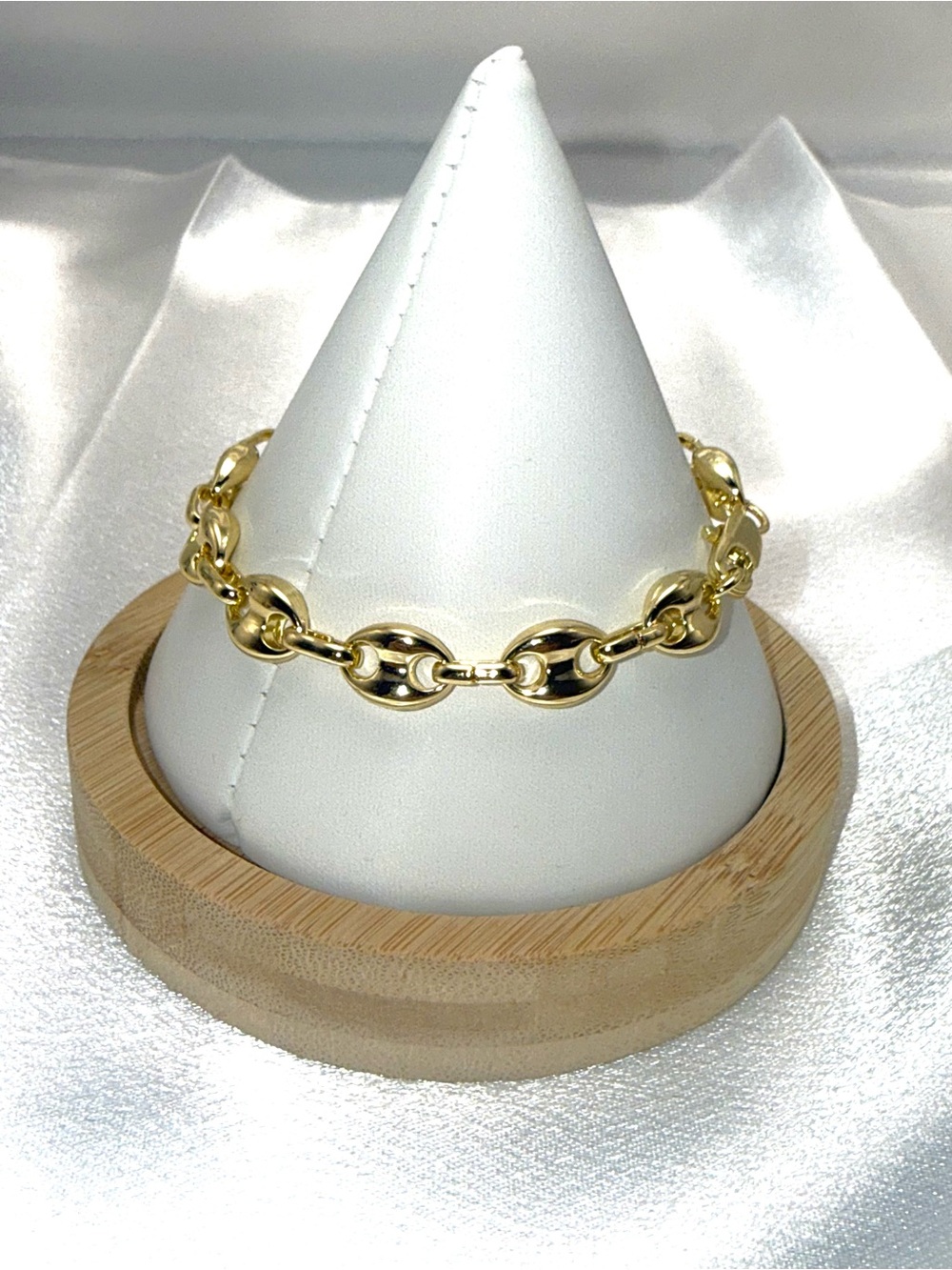 Size 7 18K Gold Dipped Bracelet